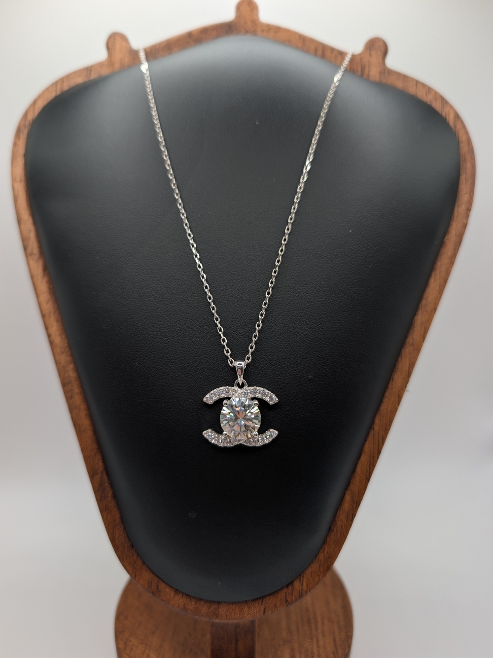NWOT 10 CT Moissanite "Double C" Interlocking Pendant Necklace S925